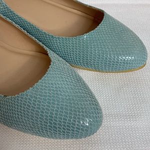 AJ Valenci Bijou Flats Leather Textured Snakeskin Light Blue Size 10 Wide
